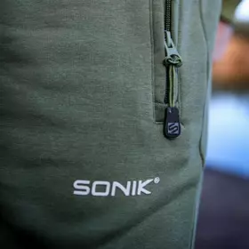 Sonik: Tepláky Jogger Green Velikost L